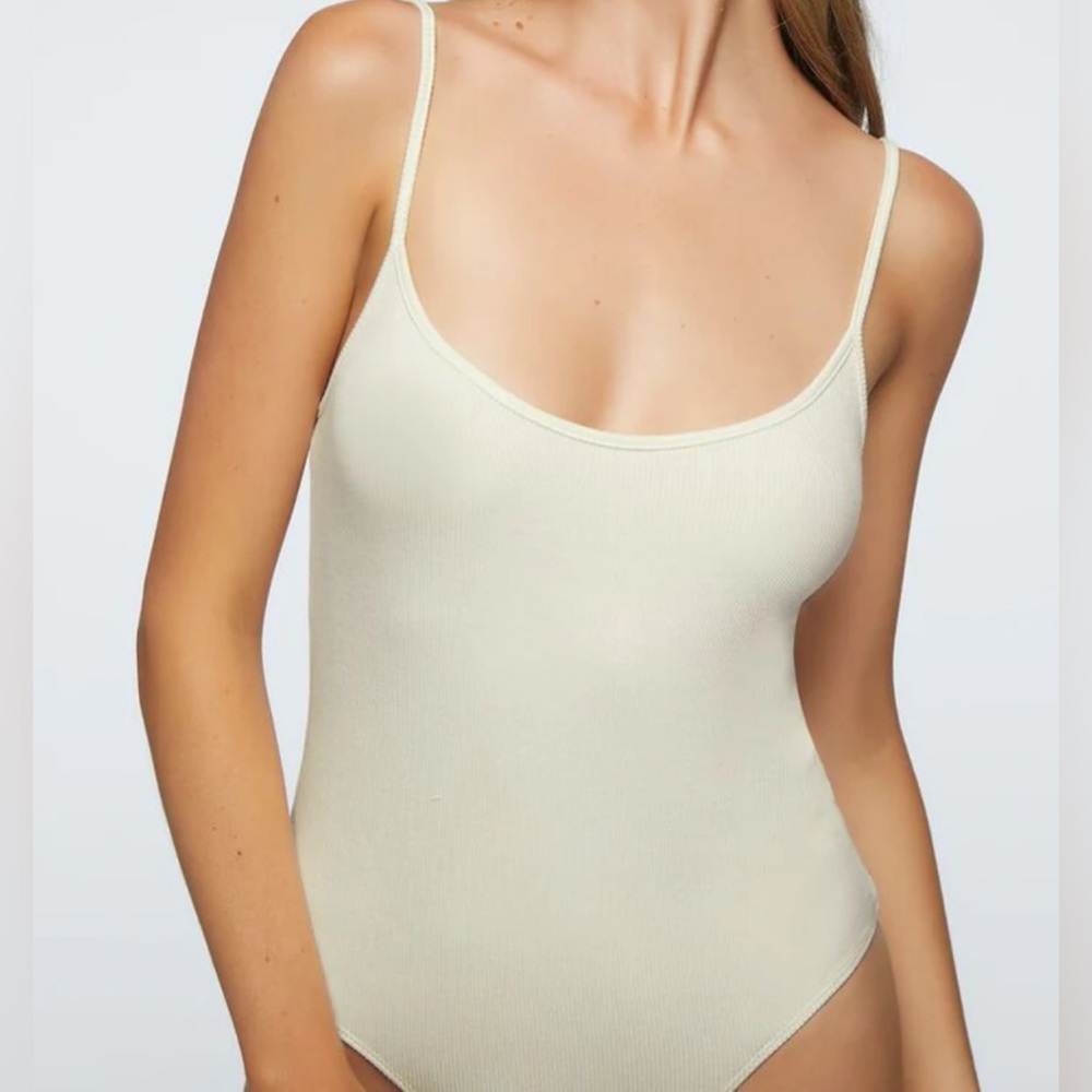 New! Forever 21 Vanilla Ribbed Cami Bodysuit - Picture 3 of 6